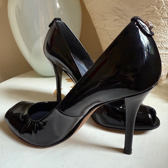 Stuart Weitzman Heels Black Patent Leather Peep Toe Heel Pumps Size 8 - Picture 7 of 10